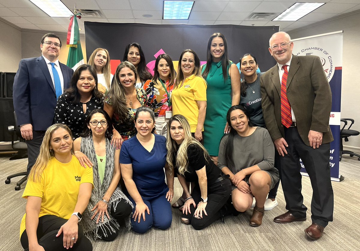 LACCGeorgia's tweet photo. The LACC in partnership with the Consulate of Mexico in Atlanta and the Coalition of Latino Leaders (CLILA) enthusiastically celebrated the graduation of a group of 11 women from the 3rd edition of the Consular Entrepreneurship program for Mexican women abroad "Mexicana Emprende https://t.co/HyOqiGZrTk