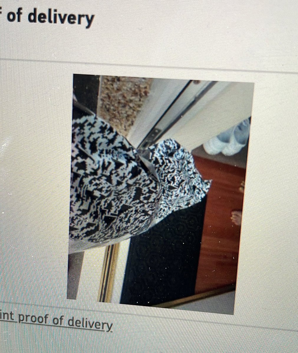 _CGroombridge_'s tweet photo. @apattz242 @ASOS_news @RoyalMail @RoyalMailHelp Was sent this as proof of delivery… that’s neither me nor my house! @ASOS_news @royalmailhelp https://t.co/AXZvW0ryfy