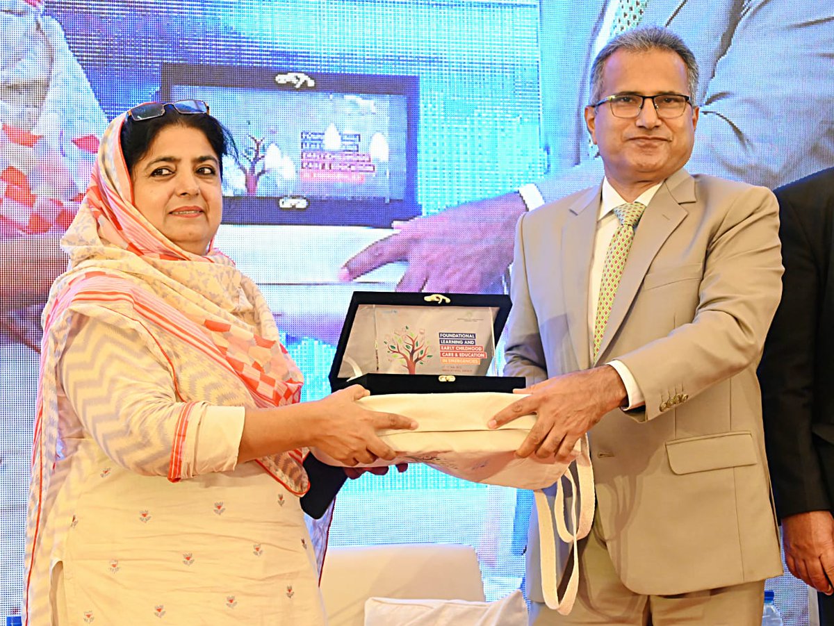 SELD_Sindh's tweet photo. #ITA #Pakistan #VSO #VSOPakistan #UNICEF #SaveTheChildren #SELD #PAMS https://t.co/hUtTzcBQ8G