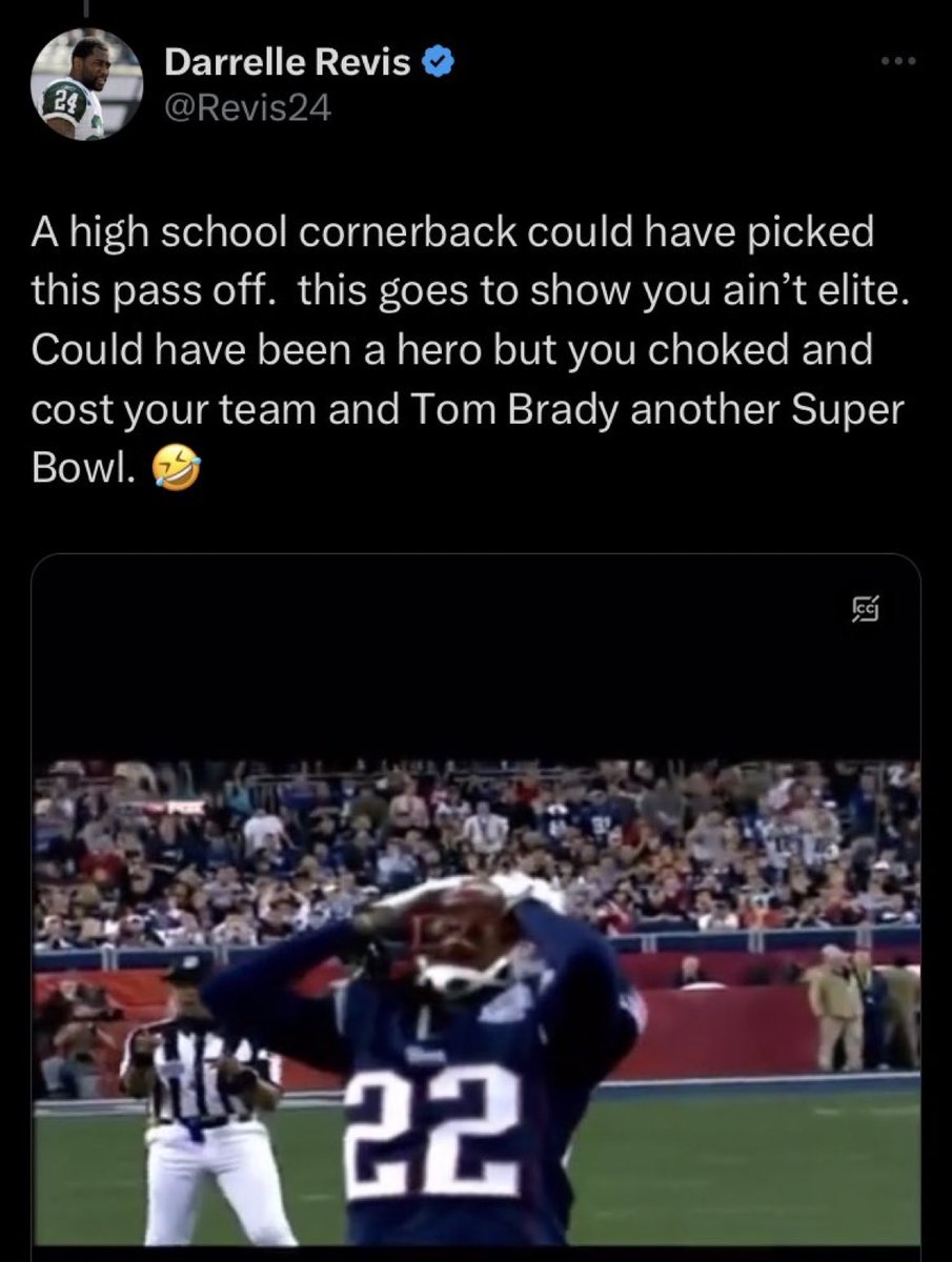 MLFootball's tweet photo. IT IS OVER: Darrelle Revis has delivered a knockout tweet to end his argument with Asante Samuel

☠️☠️☠️

(Via @ralvarez617) https://t.co/BA1KNlOyYR
