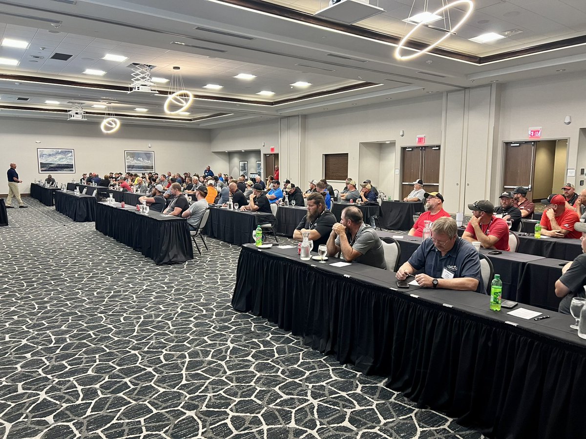 GasMan333's tweet photo. Day #2 FS Propane Refresher training at Cedar Falls IA.  Close to 100 today!! https://t.co/MKLbnyjvmJ