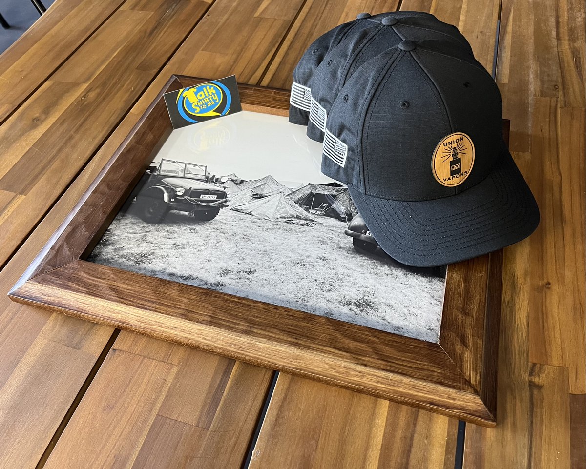 UnionVapors's tweet photo. We got some of our merch in from We Talk Shirty and lovely old timey photos taken from a local artist Classic Film Photography by Dan!
We‘re excited to share these local artists and businesses with everyone upon opening day! https://t.co/a4Ahm26AvC