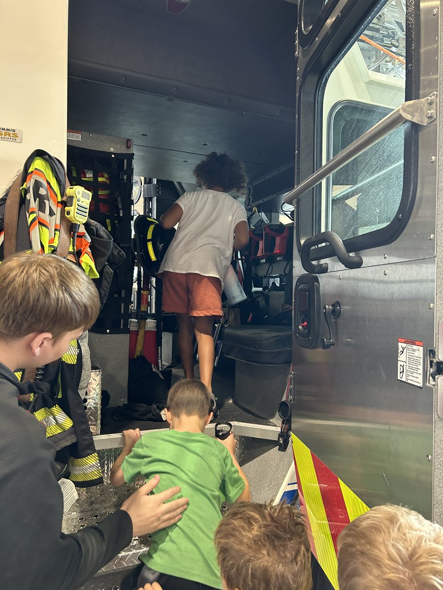 PapillionFire's tweet photo. Station 1 has a group from #GenesisHealth's #MightyGenesis Day Camp here today for a tour! They're also doing run reviews and answering all of their normal calls for service. These guys do it all!
#trueheroes #pfdalwaysready https://t.co/cSAhSy8Il1