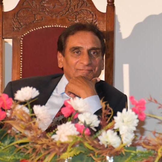 rasheed_koli's tweet photo. My Hero ❤️
Speaker AJK Legislative Assembly 
Worthy Ch Latif Akbar 
The most famous Political Brand of State 💐💐💐🍁❤️❤️❤️ https://t.co/Ae9vsWHa1n