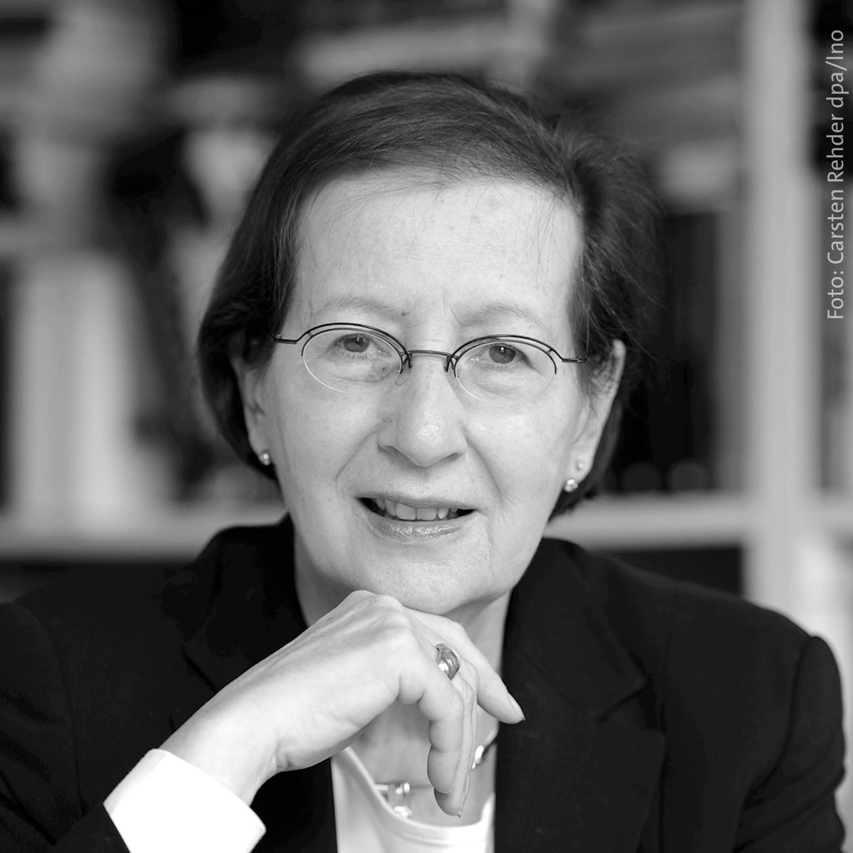 Mit dem Tod von Heide Simonis verlieren wir eine bedeutende Persönlichkeit und eine Sozialdemokratin, die Geschichte geschrieben hat. (1/3)