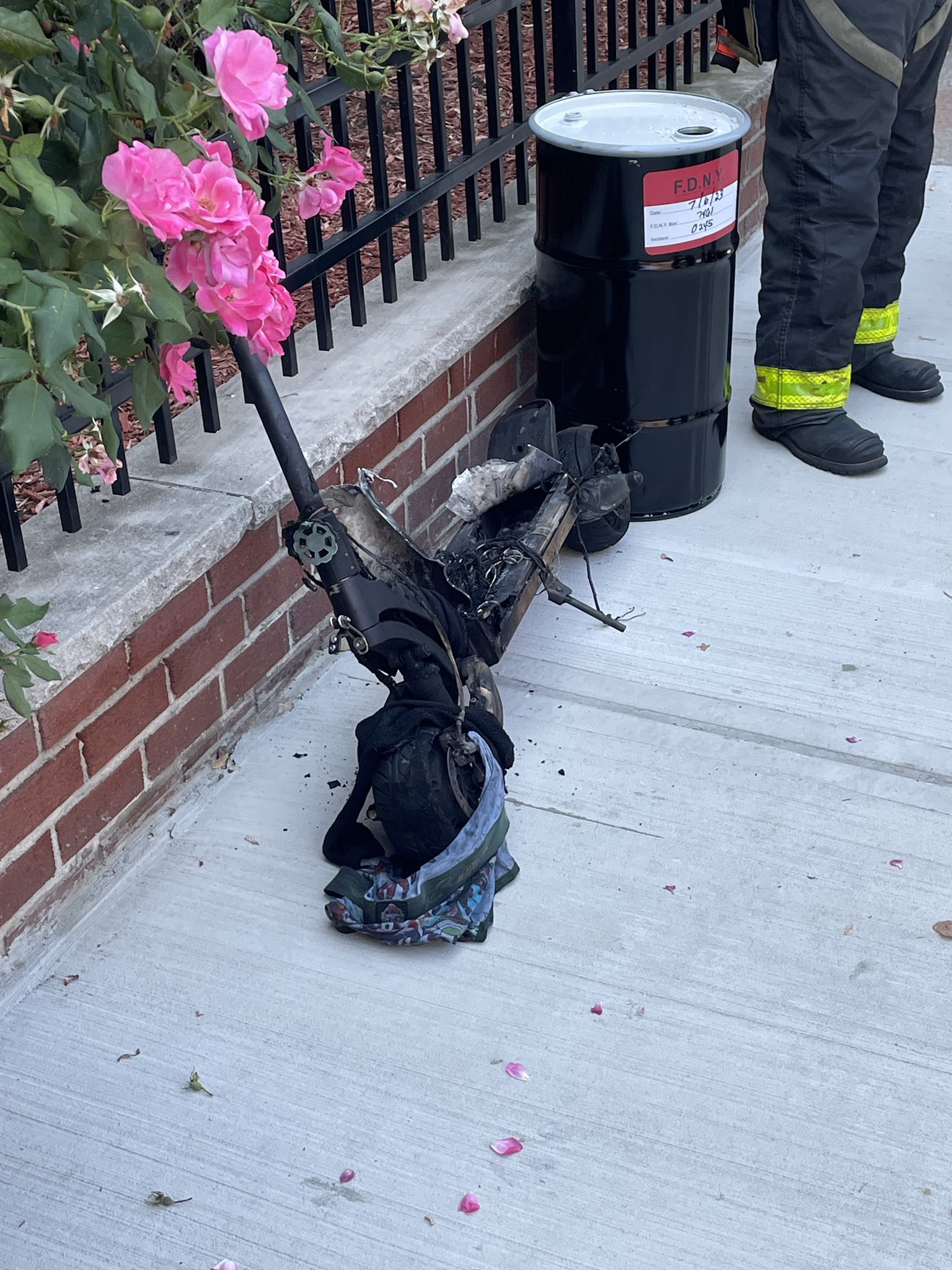 FDNY on Twitter "Fire Marshals determined that the fire at 3135
