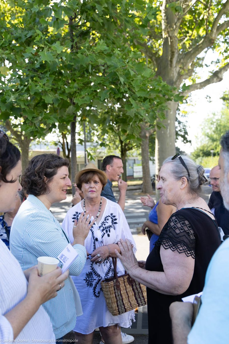☕️Venez prendre un café avec la maire  <a href="/JeanneBarsegh/">Jeanne Barseghian</a>  aujourd'hui de 10h30 à 12h Place d'Ostwald (Quartier de la Montagne Verte) pour évoquer les projets de transformation en cours et à venir dans la ville et ses quartiers, avec les élus de quartier sous forme d'une stammtisch.