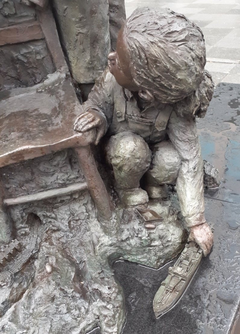 🏆 Do you know about our past WINNERS? OUR 2022 PSSA Marsh #PublicVoteAward was WON by @UKSculpture Betty Campbell Statue #Cardiff FIND out HERE pssauk.org/awards/previou…