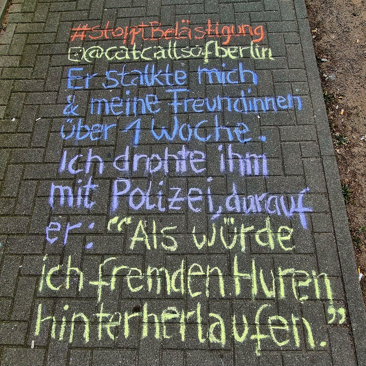 catcallsberlin's tweet photo. Caption & weitere Bilder auf Instagram!
#catcallsofberlin #ankreiden #catcalling #stopptbelästigung #stopcatcalling #feminismus #chalkback #catcalls #berlin #feminism #stopstreetharassment
https://t.co/aWLsdDHfE9 https://t.co/crqP0kKiNq