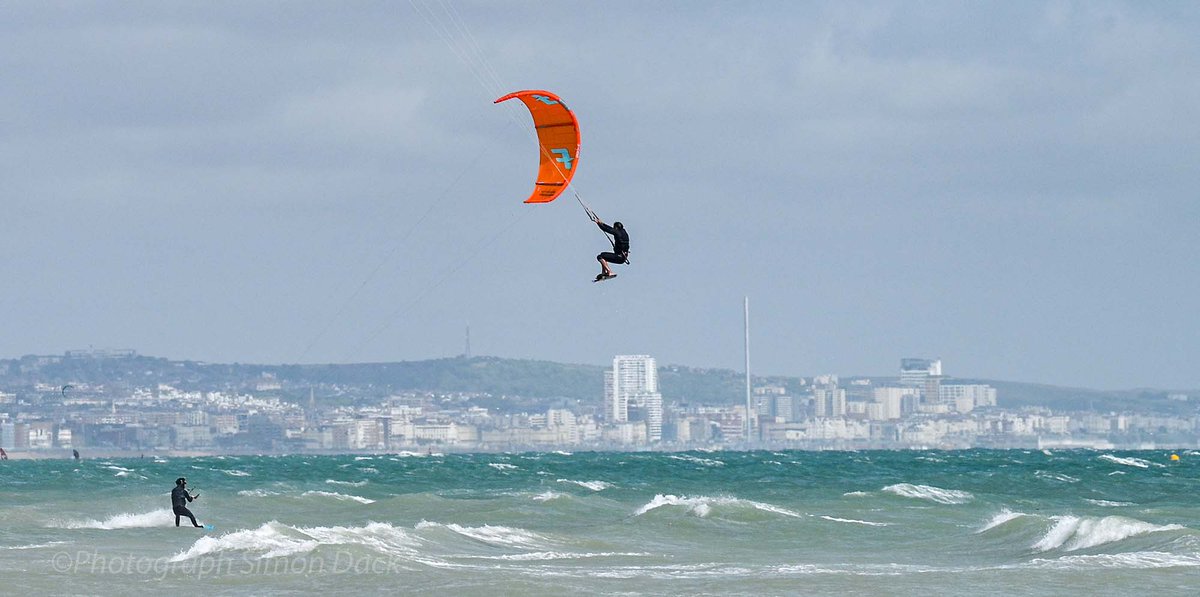 Kitesurfers Enjoy Breezy Weather near Brighton @Alamy_Editorial @AlamyContent #Brighton #kitesurfing #kiteboarding #Lancing #ukweather