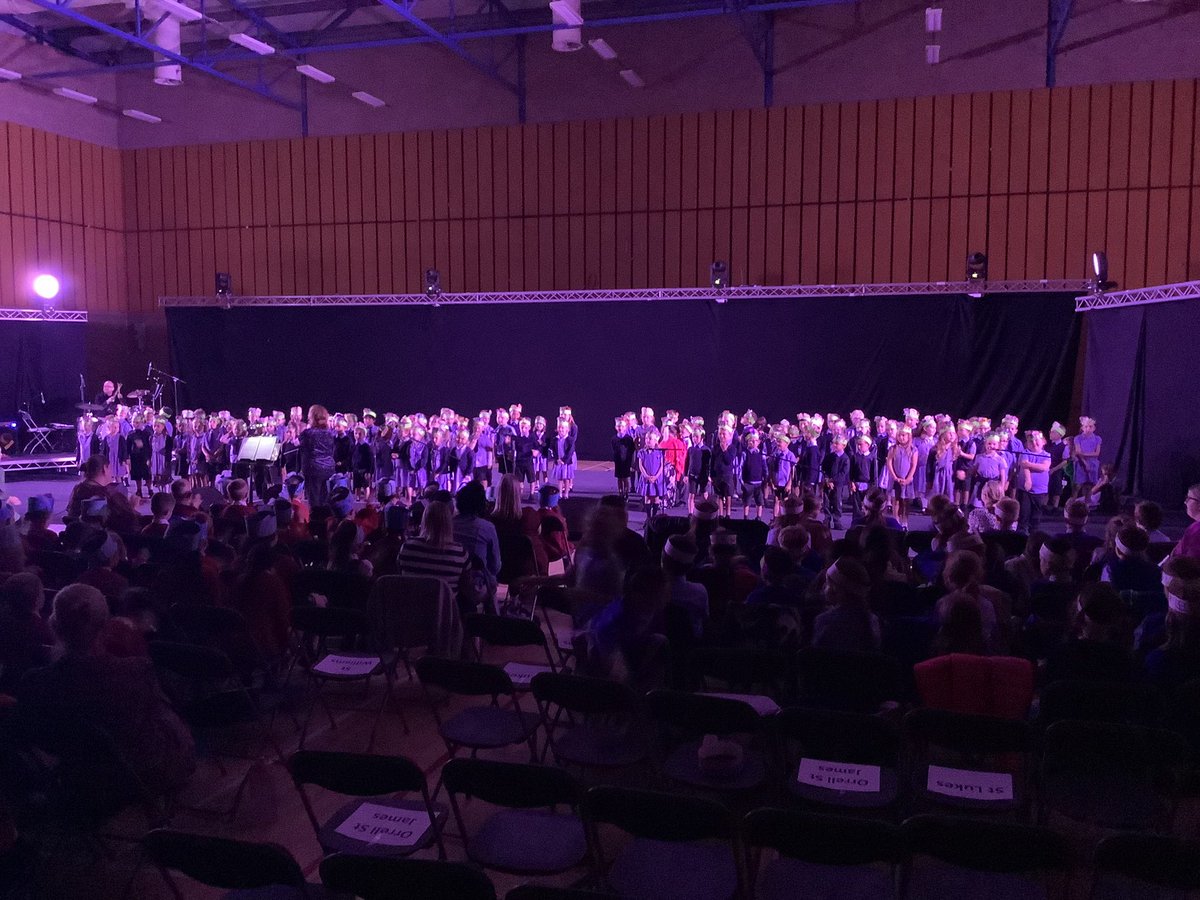 Y1@St James’ (@osj_y1) on Twitter photo A huge well done to all of Y1 and <a href="/OSJ_Y2/">Year 2 @ St James'</a> on their Summer Song performance at Robin Park. You all performed wonderfully! A huge well done to all of Y1 and <a href="/OSJ_Y2/">Year 2 @ St James'</a> on their Summer Song performance at Robin Park. You all performed wonderfully!