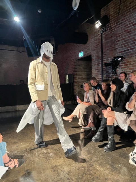 The Caro team attended the <a href="/marangonischool/">istitutomarangoni</a> graduate fashion show last night, what an incredible line up of new talent!
 
Congratulations to all the graduates involved ✨