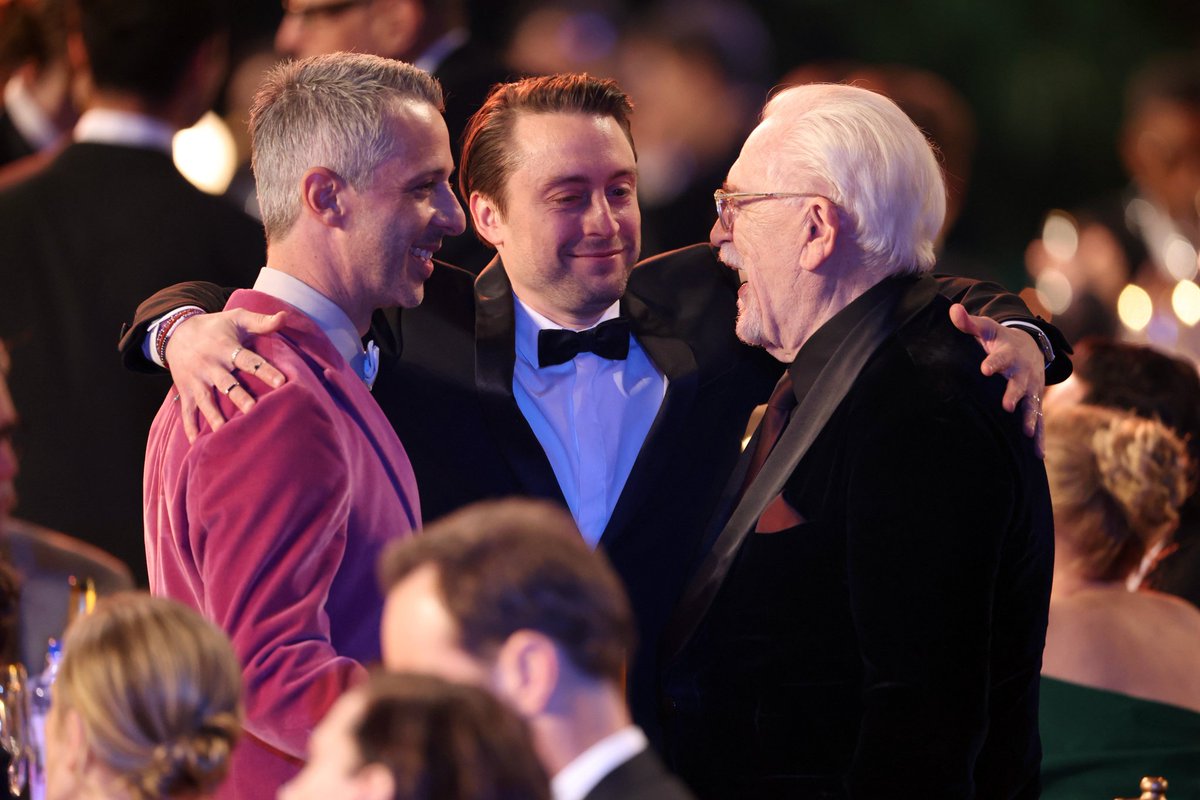 Lbaini's tweet image. Por primera vez en la historia, tres actores del mismo drama están nominados a la vez como Mejor Actor Protagónico en los Emmy. Si dejaban afuera a Kieran prendía fuego cosas.