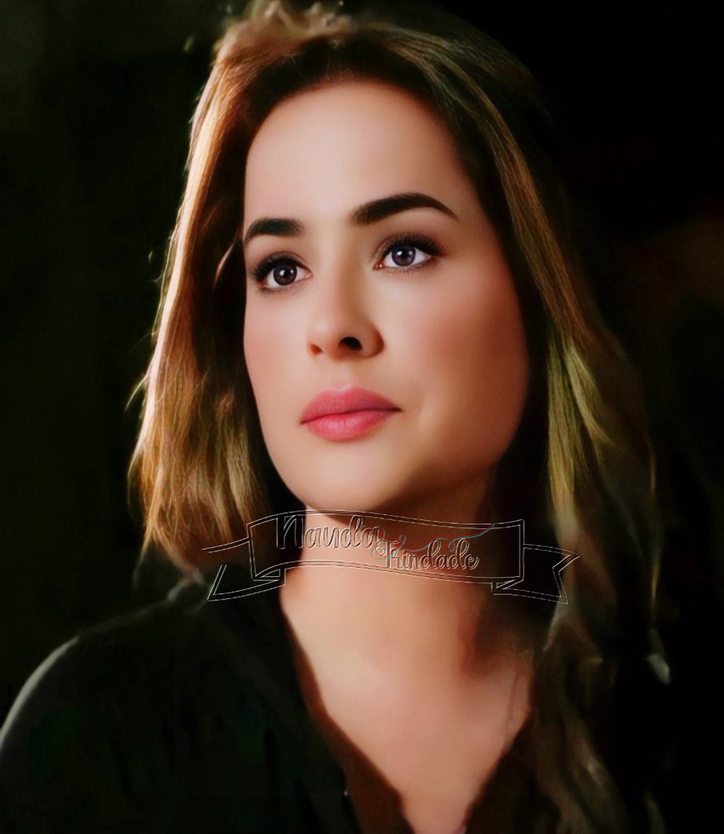 nanda_xtrindade's tweet photo. Feliz miércoles mi reina bella @DannaGarcia, que tu día sea lleno de alegrías, amor y cosas lindas 🤩te envío muchos😘💋😘💋hasta tu esquina. Te quiero hasta el infinito y mas allá 💖💖💖🙏🏻✨ https://t.co/RatlVGIeCK