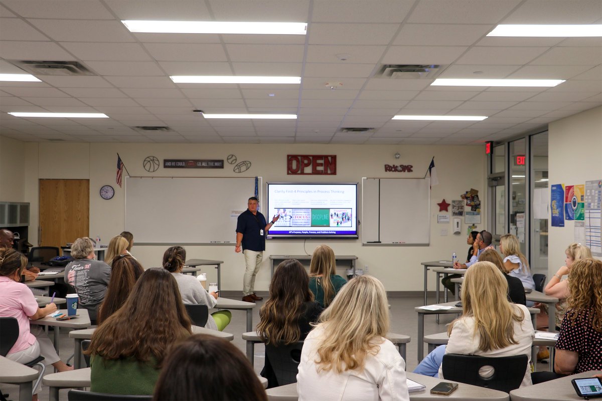 rockwallschools's tweet photo. Our annual Rockwall ISD Innovative Teaching Conference is off to a great start! Staff will have the opportunity to learn from guest speakers with a variety of topics including problem solving and student learning. #RISDITC23 https://t.co/HWEr8Lgdd4