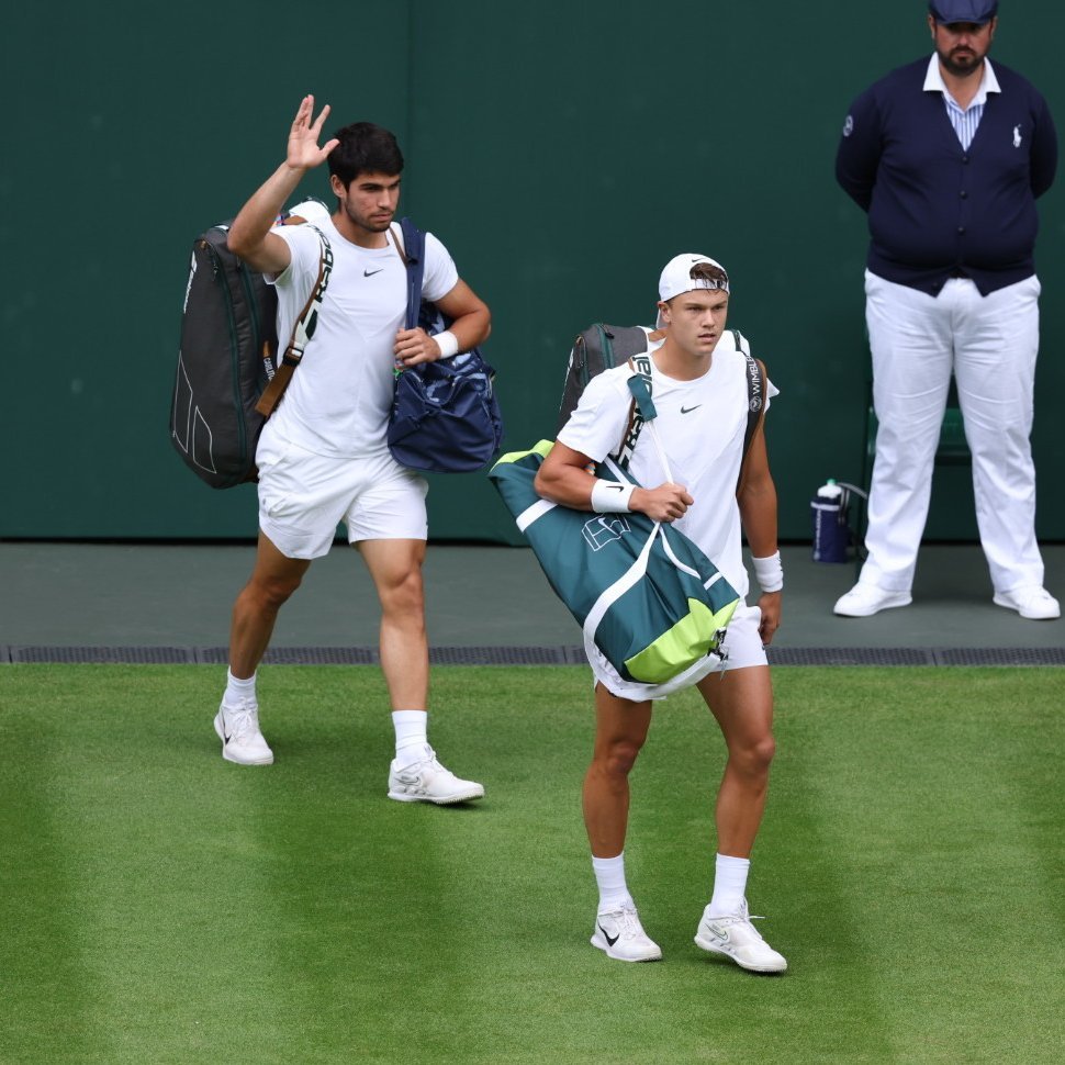 El Chiringuito Tv On Twitter En Juego Las Semifinales De Wimbledon Carlos Alcaraz Se