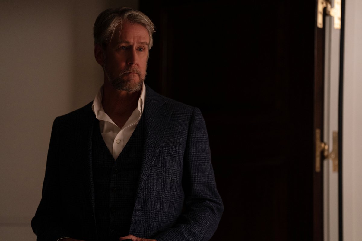 totalfilm's tweet photo. The Emmy nominees for Outstanding Supporting Actor in a Drama Series are:

Matthew Macfadyen
Alan Ruck
Alexander Skarsgård
Nicholas Braun
F. Murray Abraham
Theo James
Will Sharpe
Michael Imperioli

#Emmys2023 https://t.co/QDszn1OvZg