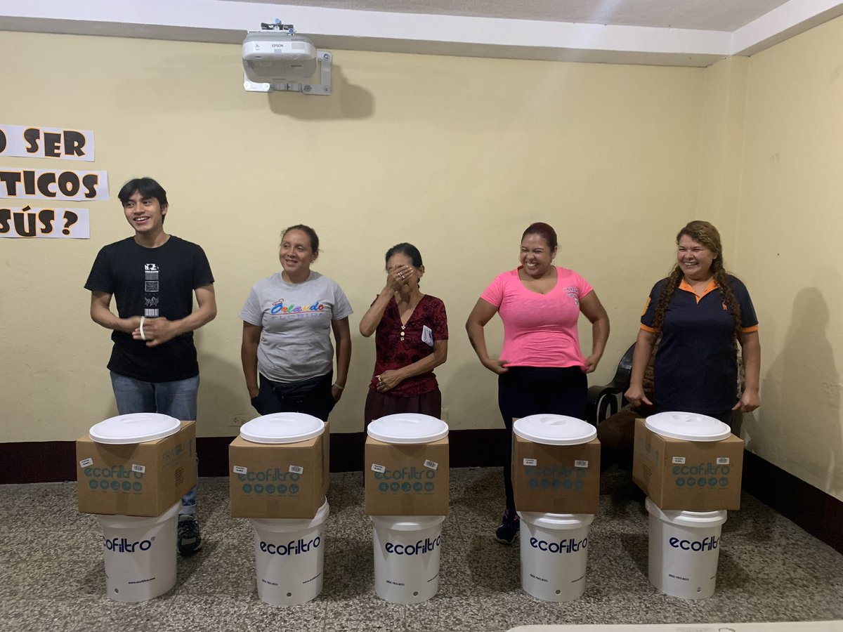 Goals_For_Bowls's tweet photo. Through our amazing partners in Guatemala, we were able to donate 50 more clean water filter systems yesterday! 

Everyone deserves access to clean water and the Gospel! https://t.co/8XjVRV5r5t