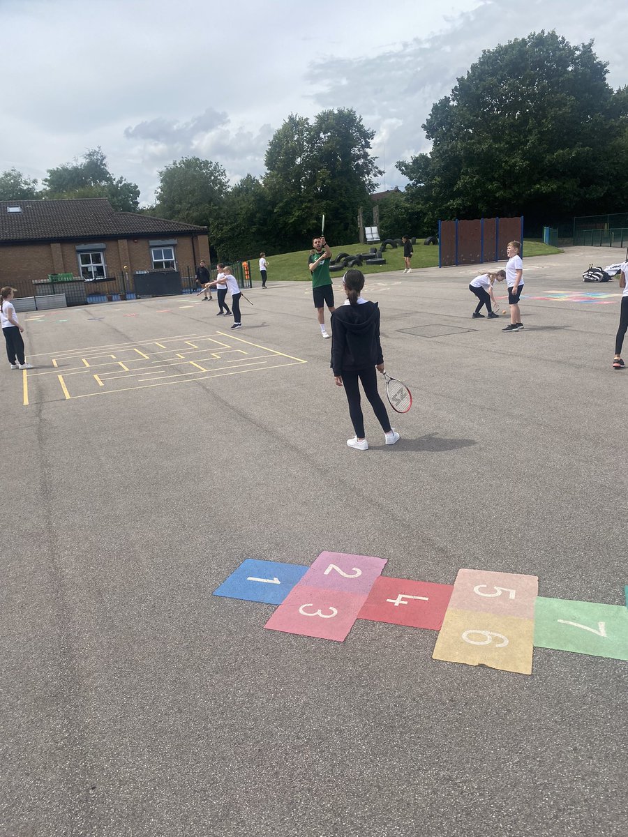 BirchwoodCE's tweet photo. Year 5 had a great tennis session with @YourLiveWire 🎾 this afternoon. They picked up the skills so quickly and worked super hard too. Big thanks to Toby - our super coach!! We’ve been inspired! Next stop… Wimbledon! #bcepsyear5 #bcepsyear5 https://t.co/psPxAHTjTb
