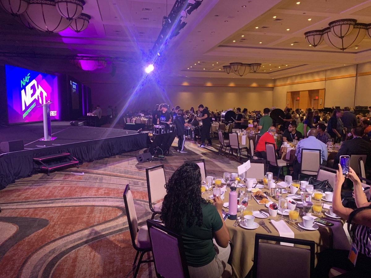 k84peace's tweet photo. Fantastic job today ⁦@TheMRHS⁩ Drumline!! Thank you for sharing your talent with the ⁦@NAFCareerAcads⁩ network!! #NAFNext https://t.co/zWqCniLw13