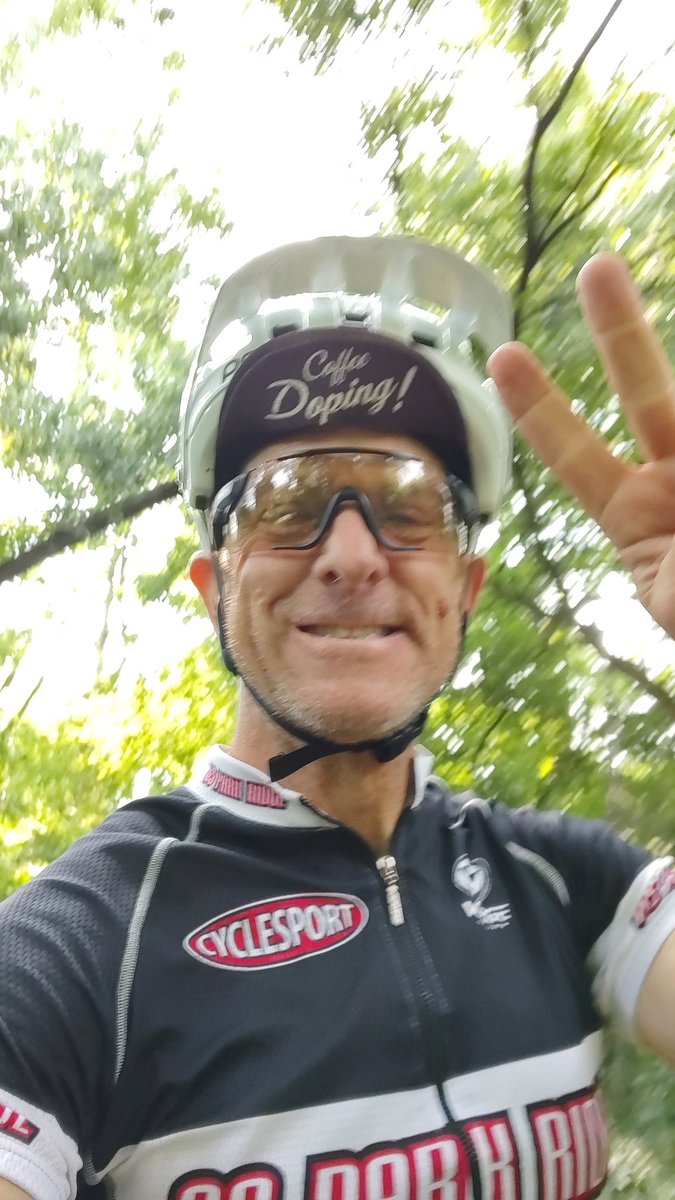 JonahDiPasquale's tweet photo. Nice morning ride , swapped out new front ring & new chain combo working awesome! 🤙🏻 #ridelife #singlespeed #onegear @tomsprobike @TomsProBikes @lonzi15 @iamspecialized @PetesWheels https://t.co/53R5MMe5Xn