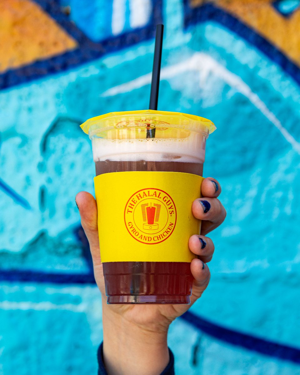 HalalGuys's tweet photo. 🥤Are you ready to wash down your platter with a refreshing beverage? Take your pick between a crisp soda or a flavorful craft beverage! Share your drink choices with us using
#thehalalguys, #botrista, and #drinks.
Let's quench our thirst in style! 🙌 https://t.co/wO0pkF3YWd