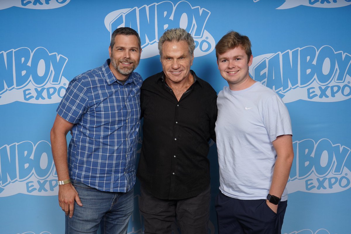 SirRyanStokes's tweet photo. Took the boys to Fanboy this past weekend. Comic-Con is definitely not my scene, but I must admit that I enjoyed meeting Martin Kove (aka John Kreese) of The Karate Kid/Cobra Kai. Unlike the characters he has portrayed, he was very friendly. https://t.co/JmkobbimGv