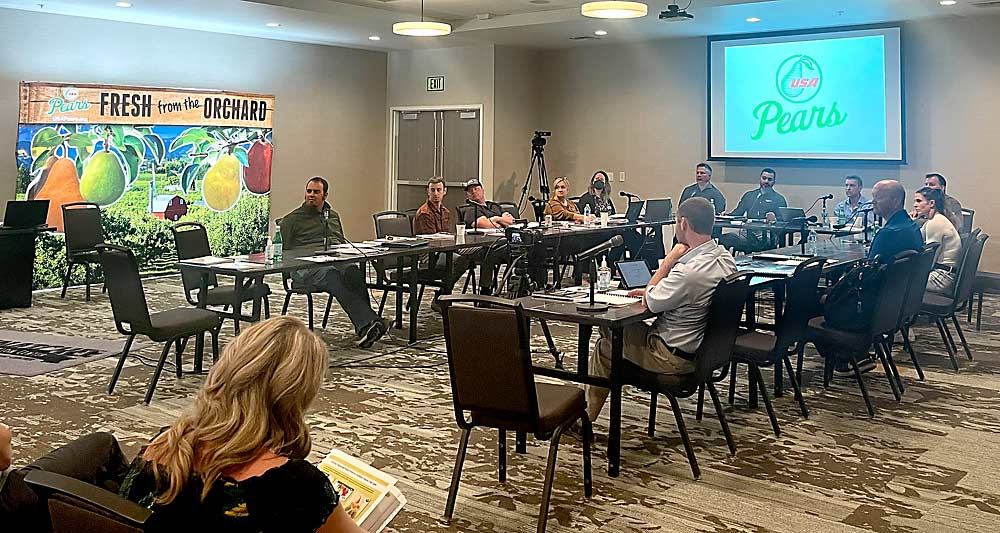 Inflation challenges, influencer opportunities and export options top discussion at Northwest pear industry annual meeting. @usapears
goodfruit.com/the-big-pictur…