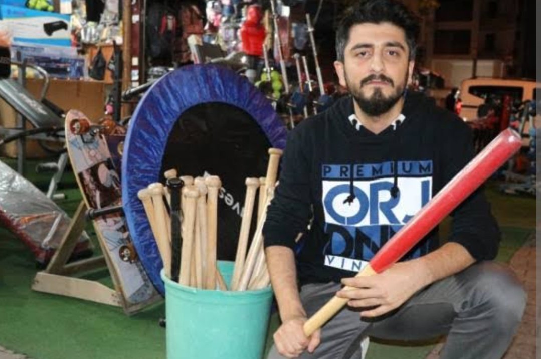 gusholderhaber's tweet photo. Ülkede beyzbol popüler olmamasına rağmen beyzbol sopası en çok satılan ülkelerden biri Türkiye oldu. https://t.co/LVEfNioYs6