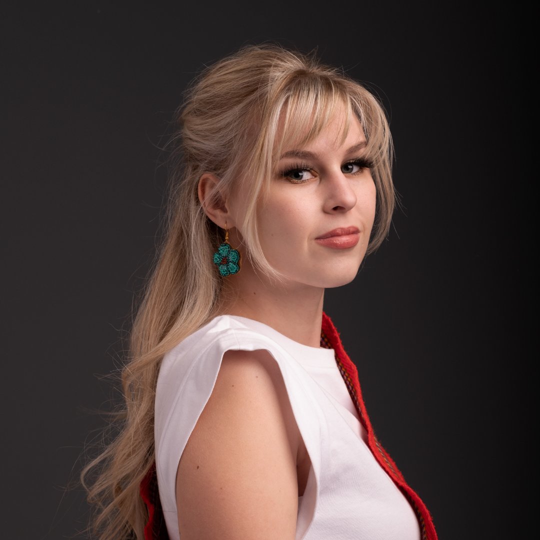 Music BC (@musicbc) on Twitter photo We are excited to welcome two new consultants to our Jumpstart Consultations program!
⚡️ Jenn Barker, Artist & Business Manager
⚡️ <a href="/Robincisek/">Robin Cisek</a>, Self-Managed Artist, Artist Mentor
Learn more about the program and to request your call ➡️ bit.ly/3W2yj9L We are excited to welcome two new consultants to our Jumpstart Consultations program!
⚡️ Jenn Barker, Artist & Business Manager
⚡️ <a href="/Robincisek/">Robin Cisek</a>, Self-Managed Artist, Artist Mentor
Learn more about the program and to request your call ➡️ bit.ly/3W2yj9L