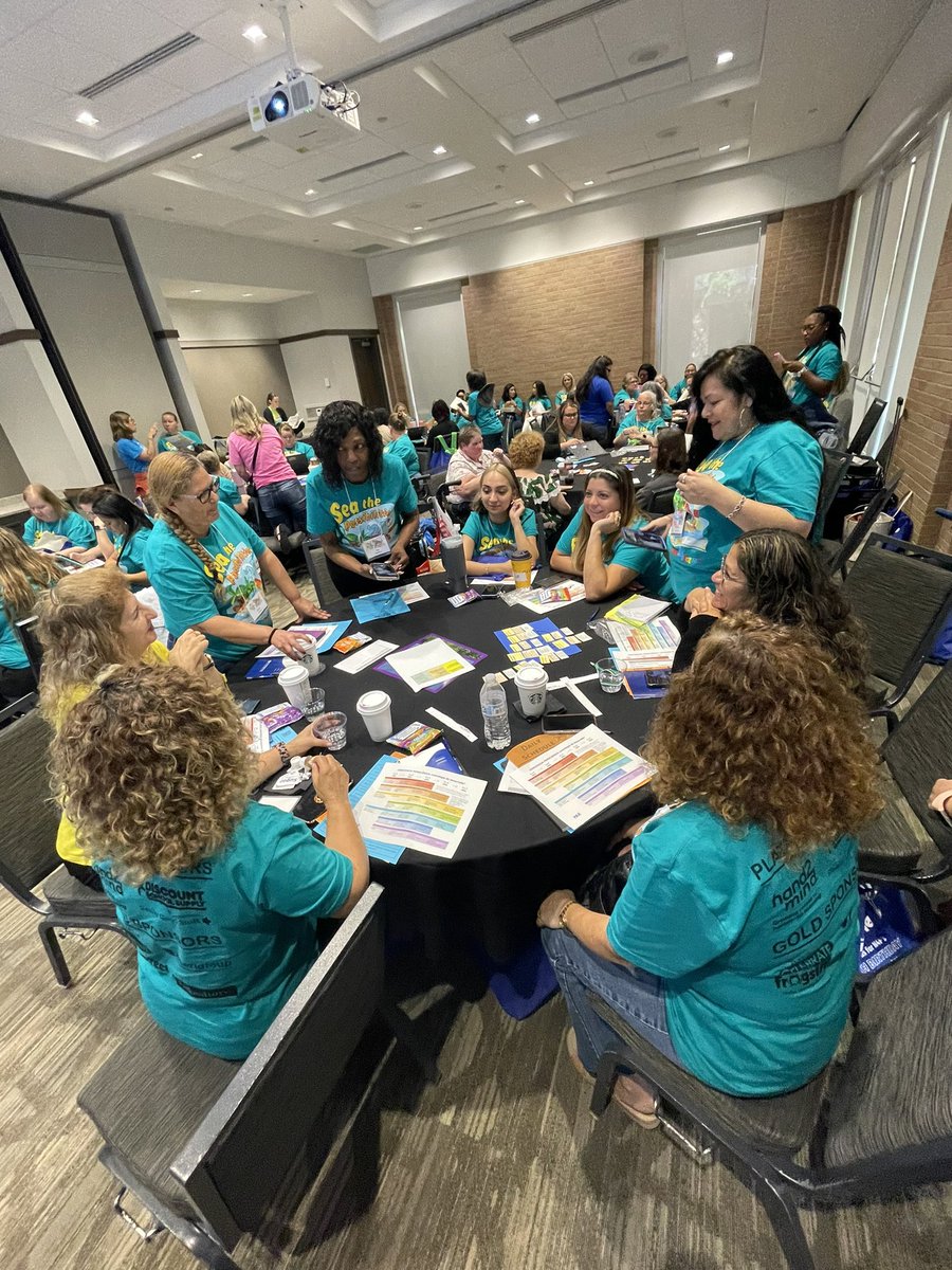 Cisneros staff learning with <a href="/ChasityDBass/">Chasity Bass</a> and <a href="/caraewarren/">Cara E. Warren</a> Embed PA All Day!