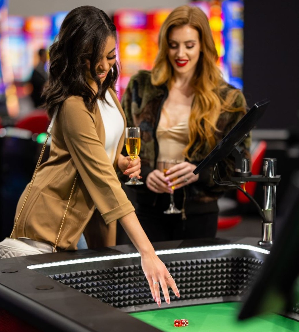 InterblockNews's tweet photo. Don't just reach for the stars, reach for the dice – and a chance to win big on our Live Craps table! 🌟 #Interblock #LiveCraps #BigWins https://t.co/V9xKZQ8Ljk