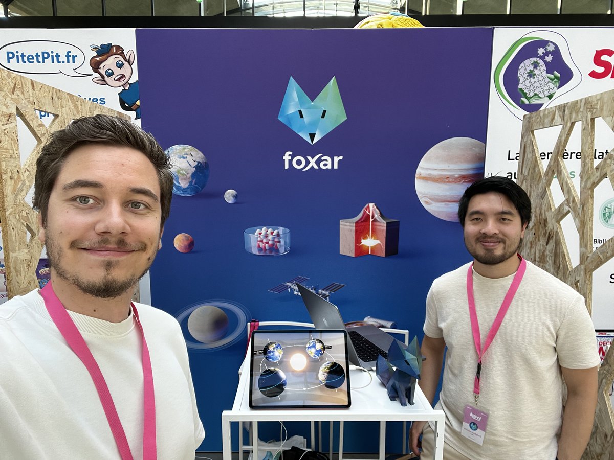 FoxarFR's tweet photo. [Foxar au KED] 🦊🦄

Pour la première fois nous étions présents ce lundi au #KED23 à @joinstationf !

Merci beaucoup à tous les enseignants venus échanger avec nous ! ☺️

Et merci encore à toute l'équipe de @KlassroomFR pour ce bel événement ! 😊 https://t.co/Geny1H8oxG