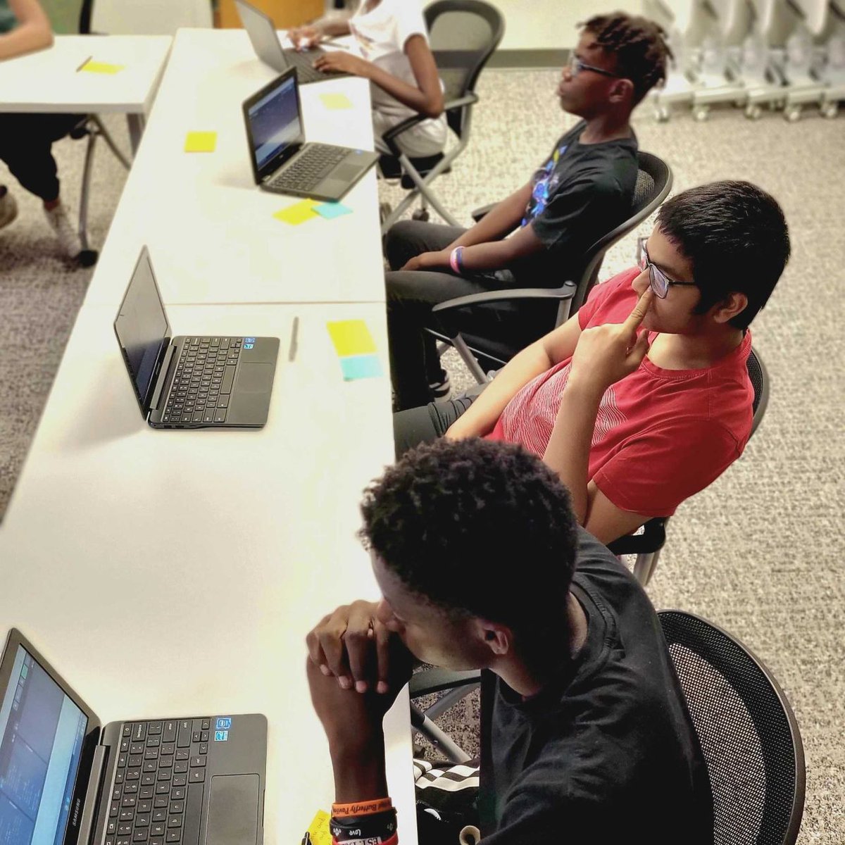 _codedby's tweet image. Last night we held our first #IntroToCoding workshop of the summer! It was amazing to see beginner coders dive into the material and grow their interest in tech.
Do you know a Philly teenager who wants to learn how to code? Our next workshop is July 29: bit.ly/3px22xy