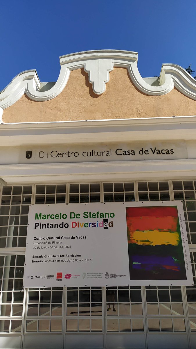 MasokoDiversity's tweet photo. Pintando Diversidad🎨#Madrid #Diversidad #MarceloDeStefano #artediverso #DiversityandInclusion #lgtbiq #CasadeVacas #ParquedelRetiro #exposicion https://t.co/mj8ucCwbVi