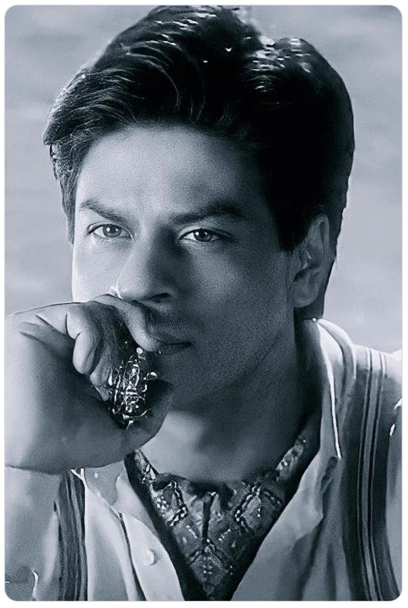 mina_zachariou's tweet photo. "... Arrogance of love makes U do things that U normally wouldnโt do. That explains #Devdas. The character was a classic hero that symbolised love. I do associate a lot with the feelings of Devdas. Actually, I am a Devdas at heart."
- Shah Rukh Khan
๐ @iamsrk #21YearsOfDevdas https://t.co/rJVLAeTLlX