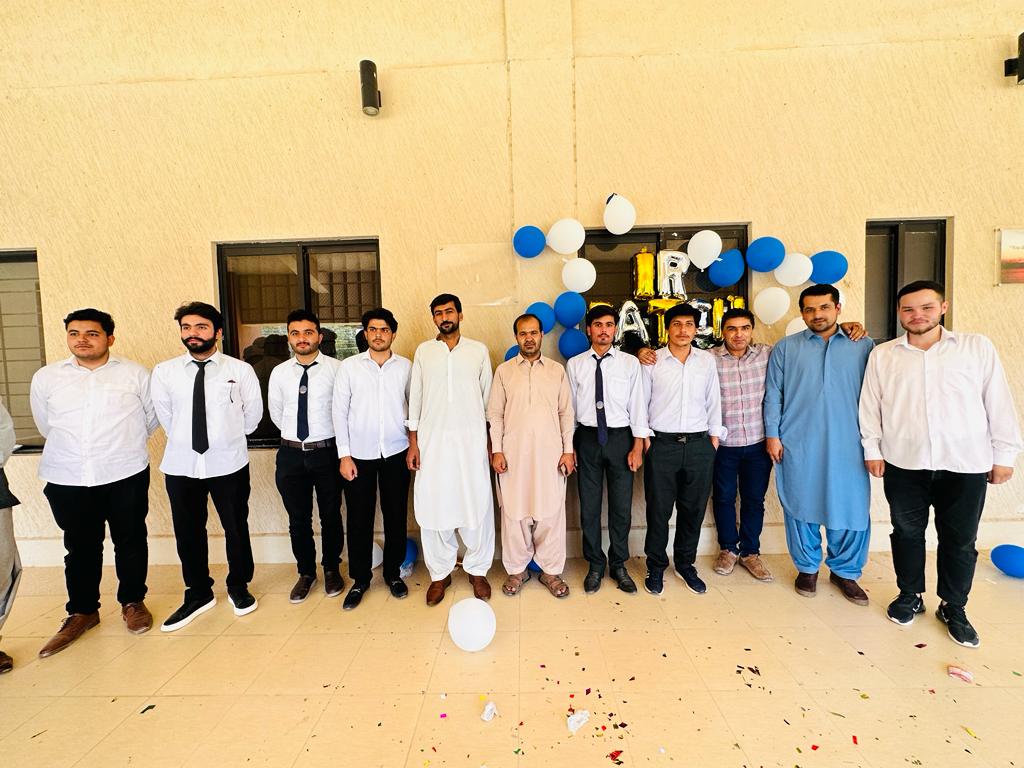 Basir__Kakar's tweet image. And finally it ends here.
#IR
#Fall2019
#Buitems