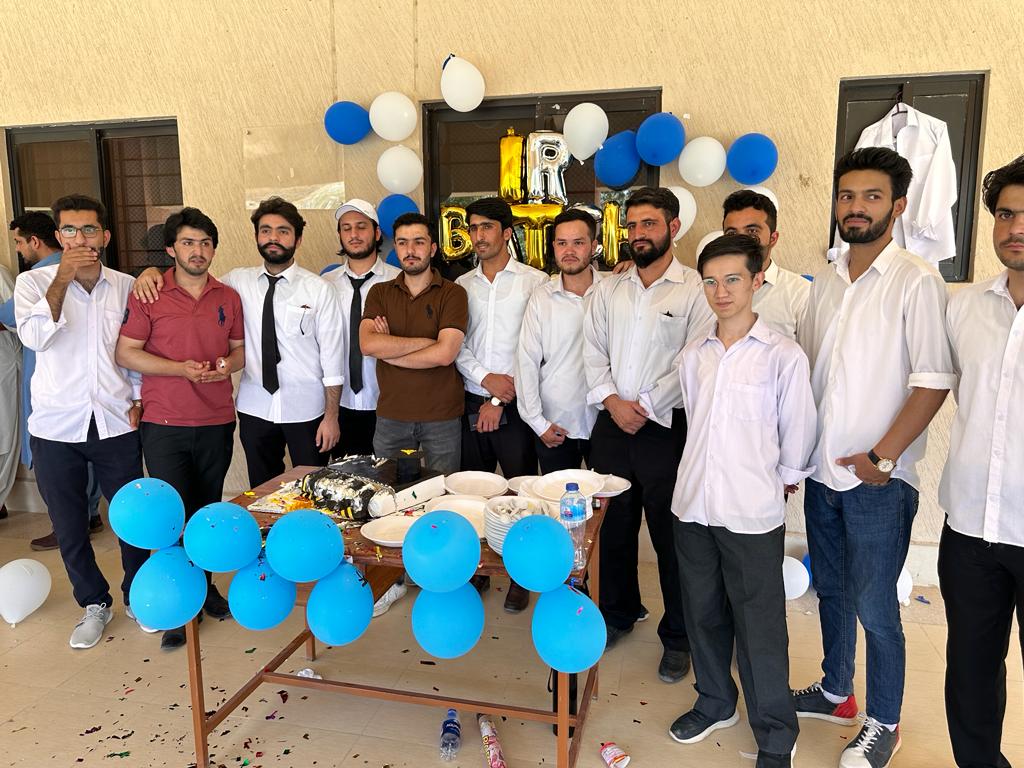 Basir__Kakar's tweet image. And finally it ends here.
#IR
#Fall2019
#Buitems