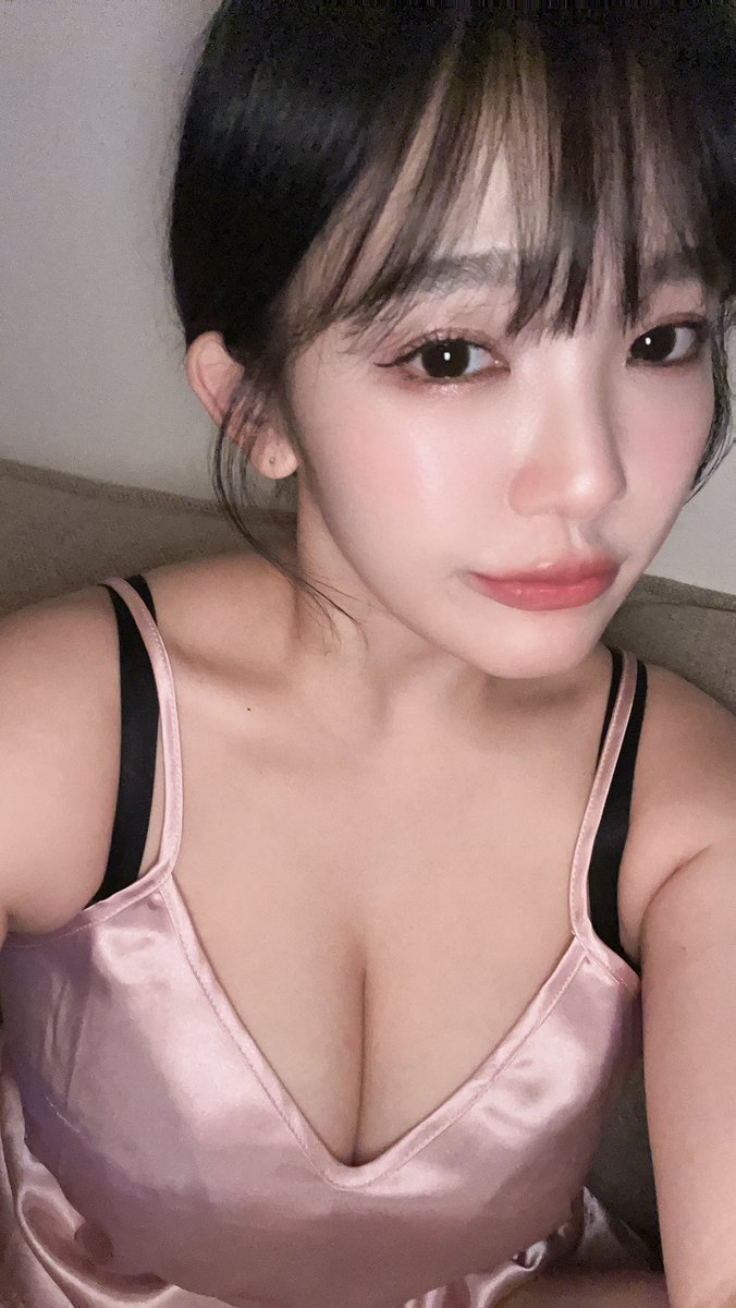 おやすみ♥︎
Good night♥︎
晩安♥︎
잘자요♥︎
ราตรีสวัสดิ์♥︎
Selamat malam♥︎
Buenas noches♥︎ https://t.co/y488UqgRh3