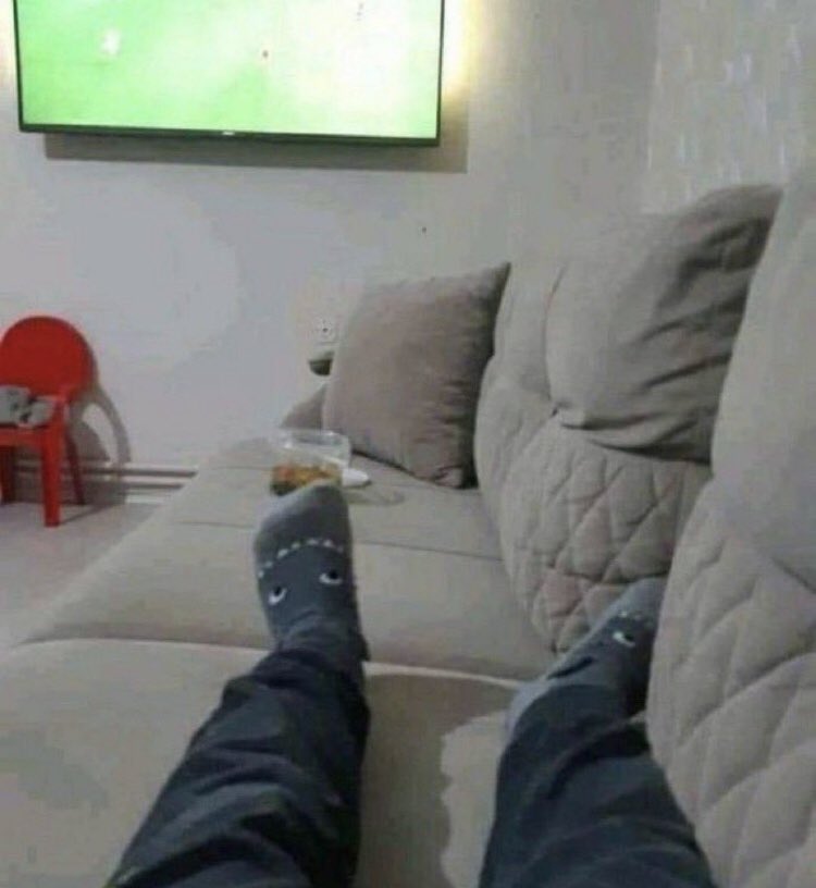 EmirKsa12's tweet photo. @icardiiim99 @SportsDigitale galatasaray düşmanı satilmislar bu taraftar sizi sokaga cikarmaz https://t.co/1sYEHmg6PR