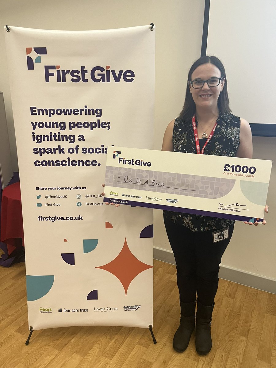 FirstGiveBeth's tweet image. @UsInABus was the very happy recipient of £1000 after Year 9 students campaigned for them at the @FirstGiveUK #final @carrington_sch! A huge well done to all the brilliant students who participated for their #charities @JPFoundation
