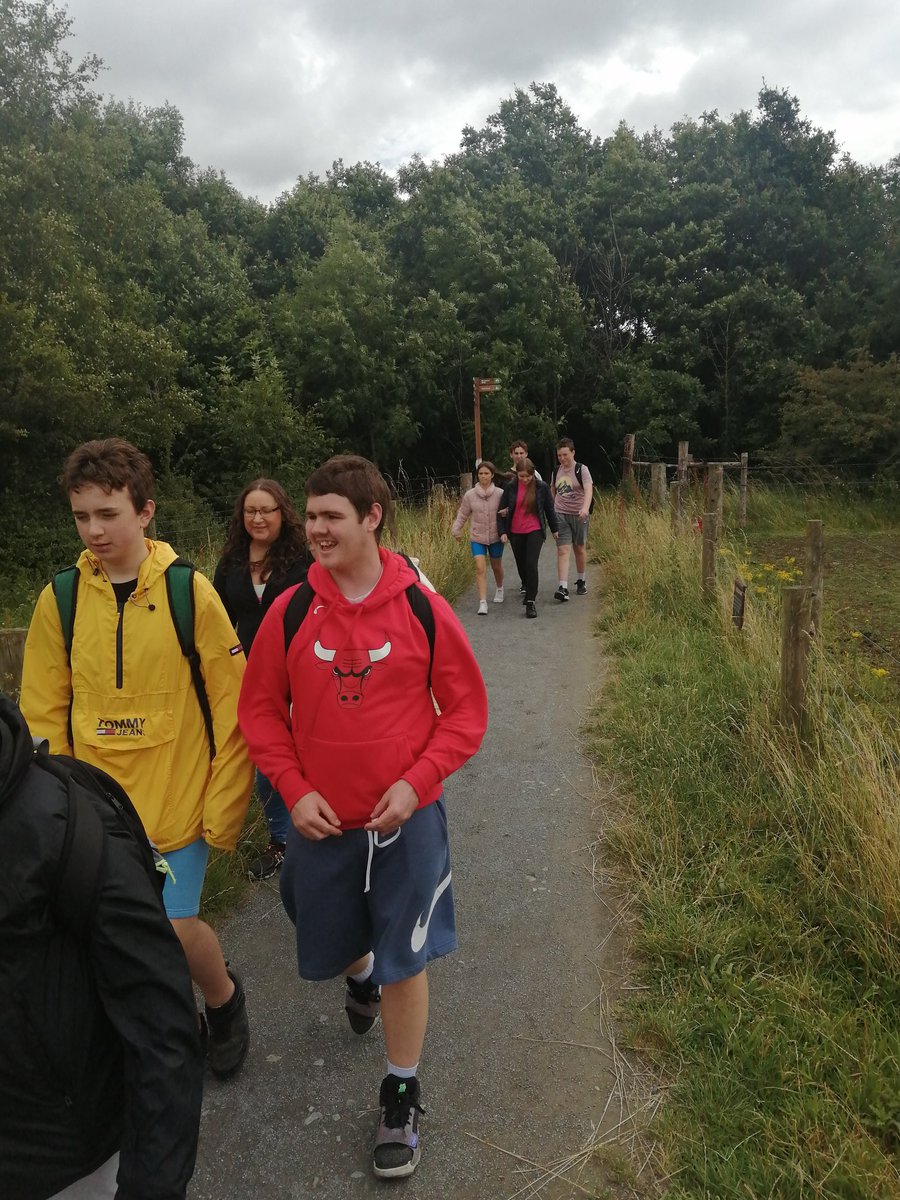 scoilchiarain1's tweet photo. Lovely morning with two groups @AirfieldEstate Dundrum. We learned about 'soil conservation', Airfield House itself, 100 year old Rolls Royce cars, farm animals, different species of trees, veg, herbs & we had some lovely grub when we got back to @scoilchiarain1 #Julyprovision https://t.co/CrgQqTpmpJ
