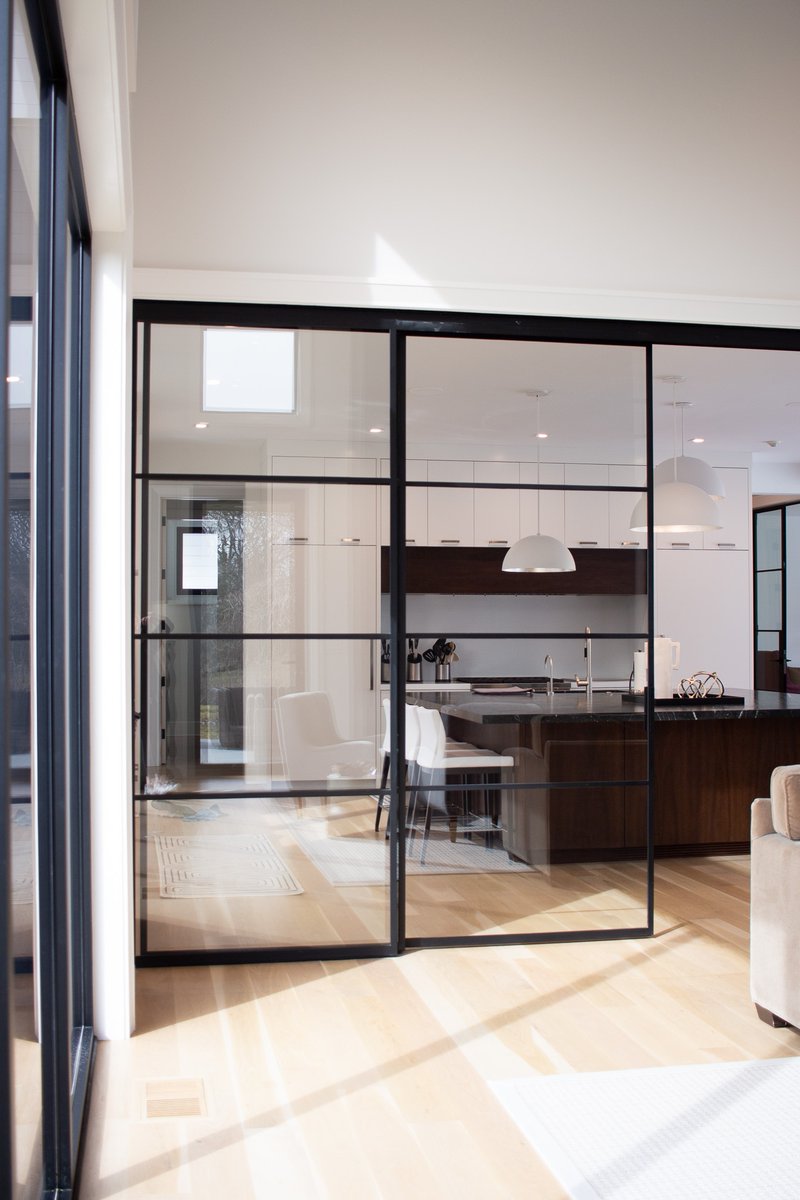 atdetails's tweet image. How stunning is this steel and glass sliding door system? 😍

A great way to separate your open floor plan without sacrificing natural light is to install a steel and glass sliding door! 

#slidingdoor #slidingdoorsystem #slidingdoors #steeldoors