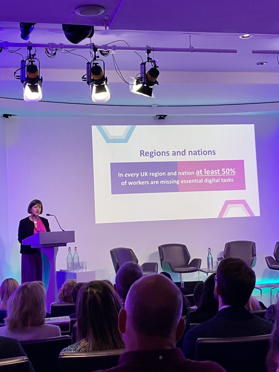 helenmilner's tweet photo. Inspiring opening speech by @L12⁦@L12_W⁩ launching the call to action to close the UK workforces’s digital skills gap by ⁦@futuredotnowuk⁩ #essentialdigitalskills https://t.co/s5TTGqcNmp