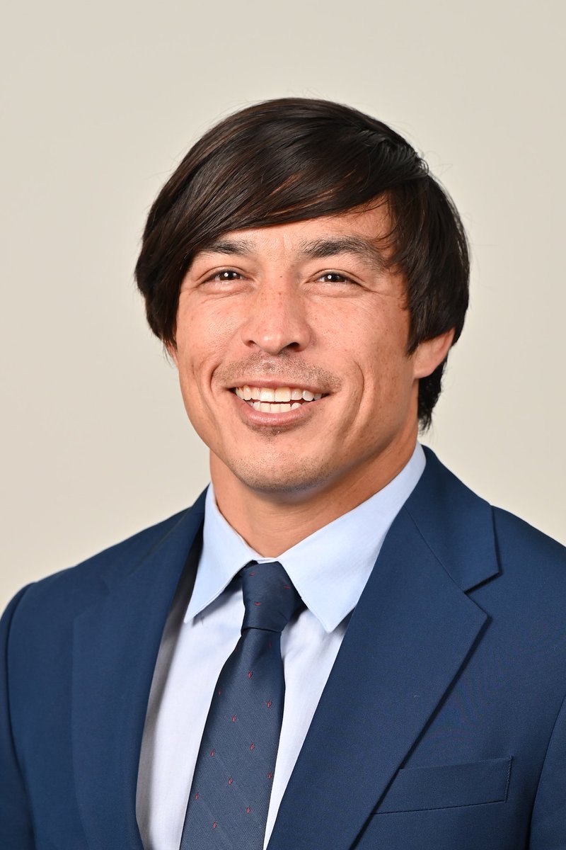 ojimenez602's tweet image. Graduating from @UCLA is a significant accomplishment. 

The @EA_UCLAAnderson is renowned for its excellent business education programs and its commitment to developing future business leaders.

#ucla #andersonschoolofmanagement #businessschool #veterans #entrepreneurship