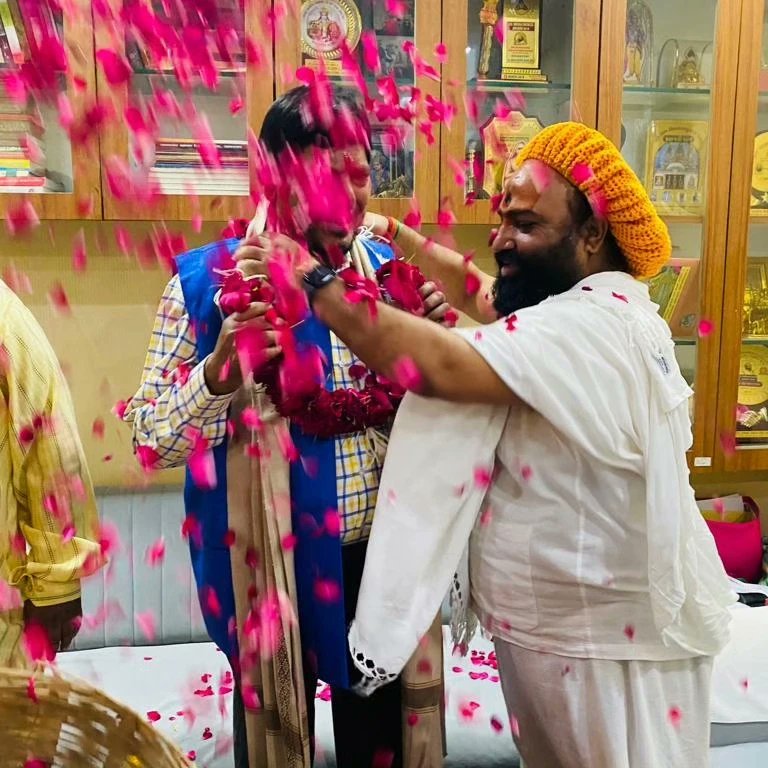 Amitavasthi15's tweet image. पंच मुखी हनुमत धाम पधारे केंद्रीय मंत्री श्री राम दास आठवाले1🙏🙏राम राम jii🙏🙏