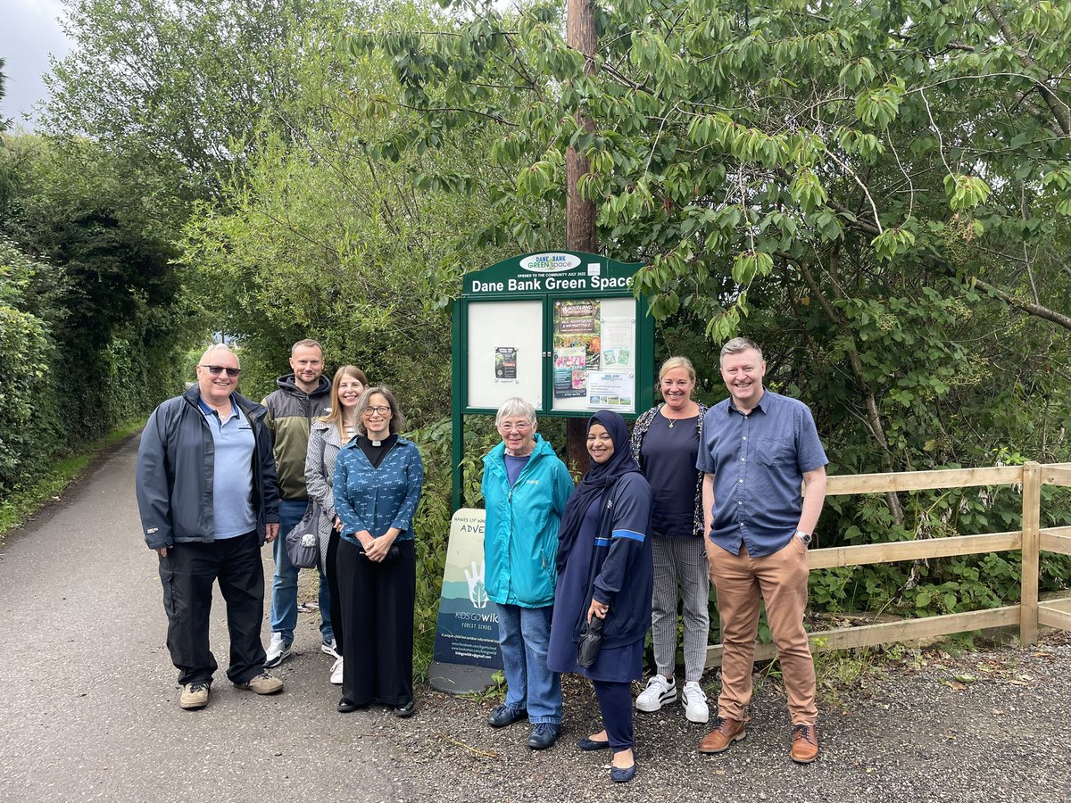 ChrisMoorhouse7's tweet photo. Great morning at the @WeActTogether #CommunityExplorers event at #DentonWestEnd Community Centre. 
-
Massive thank you to everyone who could attend the session &amp; especially to Bob for showing us all around @DBGreenSpace 🌱 
-
#Networking #ConnectingPeople https://t.co/ZqMGtMFwq1