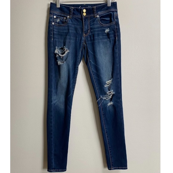 KemSpired's tweet photo. So good I had to share! Check out all the items I'm loving on @Poshmarkapp #poshmark #fashion #style #shopmycloset #vincecamuto #americaneagleoutfitters #michaelkors: https://t.co/tHBBQ26uoN https://t.co/YiuhOwPOxi