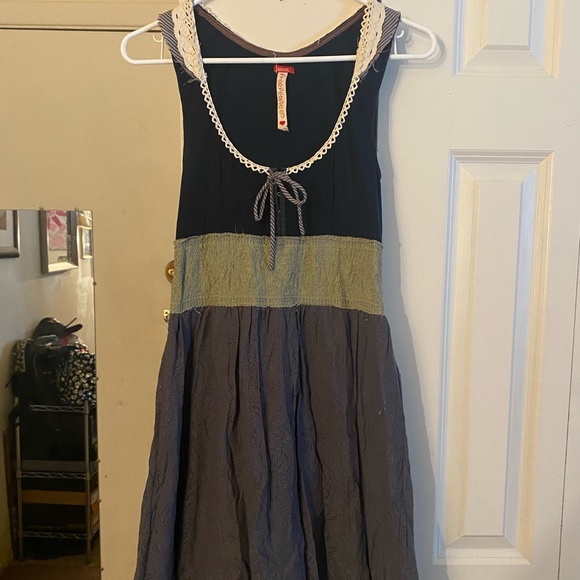Sylvoski Boutique tweet media