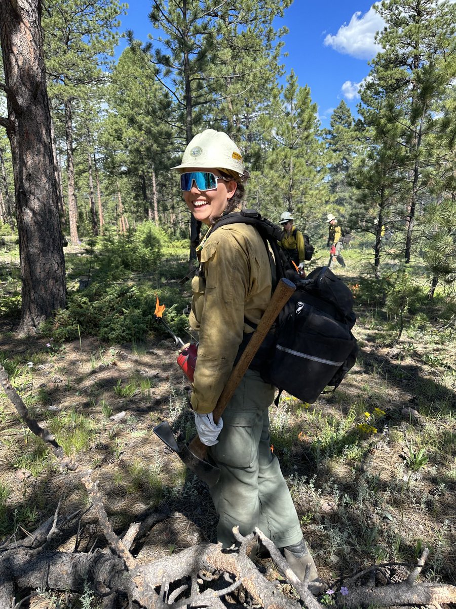#SandSpringsRX has a successful test fire and will proceed with ignitions. Smoke may be visible from hwy 126, Conifer, Pine &amp; Bailey. #SouthPlatte and cooperator resources plan to burn 235 acres.